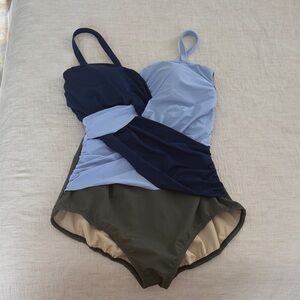 Lands End Swimsuit- 16
